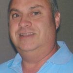 Douglas Deslauriers